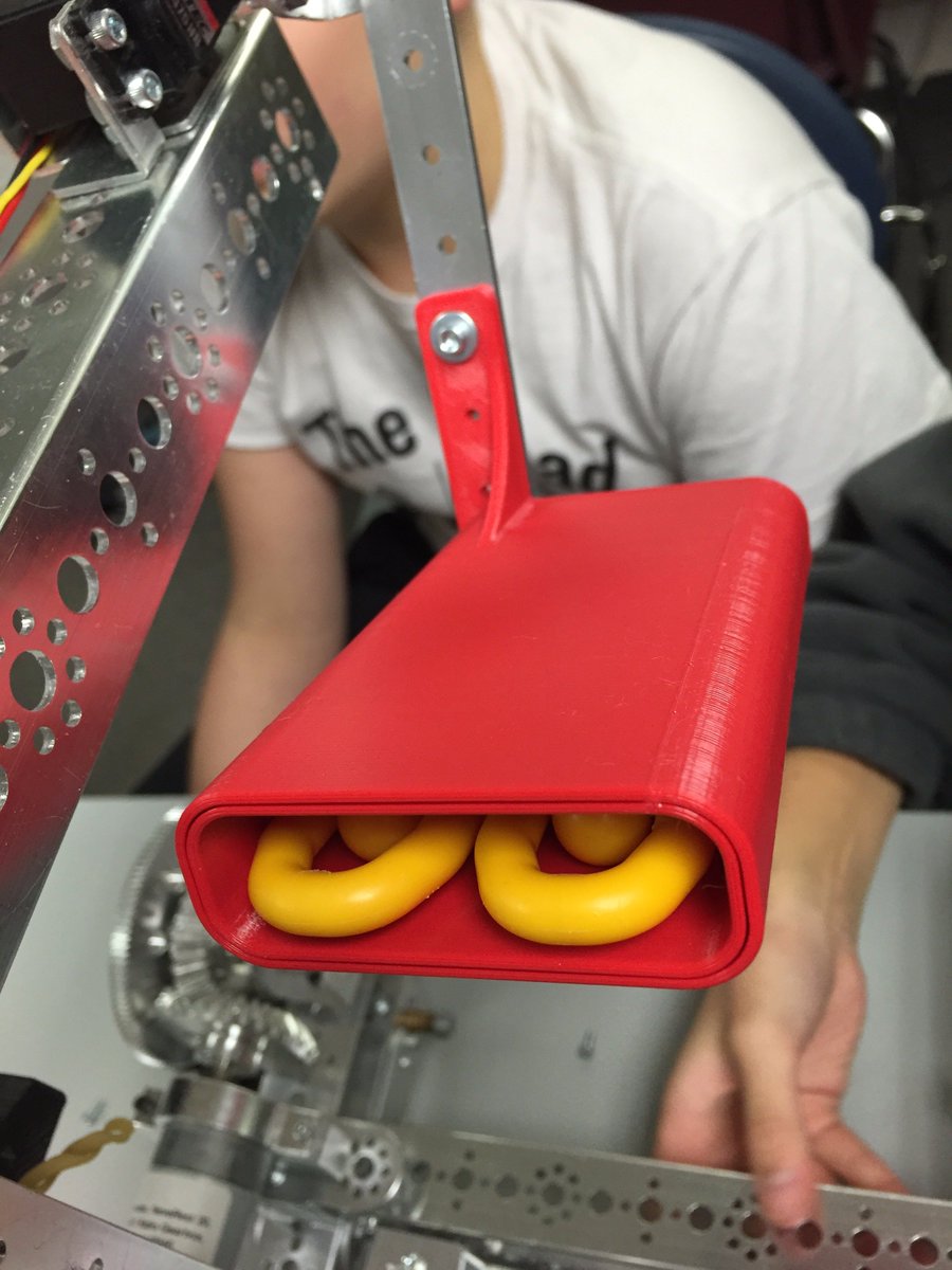 bucket_brigade1's tweet image. New 3D printed climber cup for state! #FTC #MNState #FTC2887