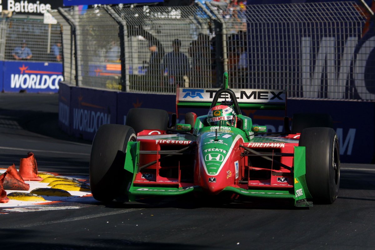 zdravkost's tweet photo. #FernandezFriday @AdrianF007 π²π½ in his Reynard-Honda 01i #V8T at Surfers Paradise π¦πΊ, 2001 #CART https://t.co/12358az80u