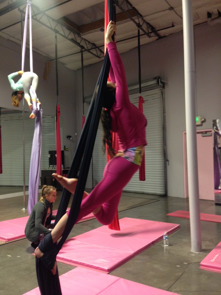 Silk rope aerials <a href="/Cirque/">Cirque du Soleil</a> <a href="/AmericanIdol/">American Idol</a>