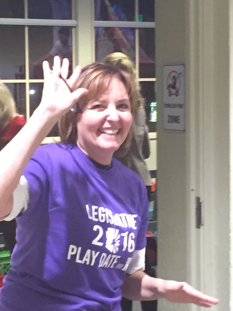B3Strategies's tweet photo. @ChildMuse with @recobbforazrep  #legislativeplaydate https://t.co/gUKCo012HD