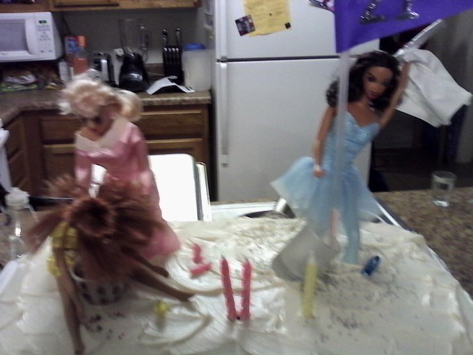 Drunk Barbie Cake https://t.co/r2XDLIWaVK https://t.co/kFk2LqlUi9<a href="/tag/sexysaturday"class="tags"><span>#sexysaturday</span></a>