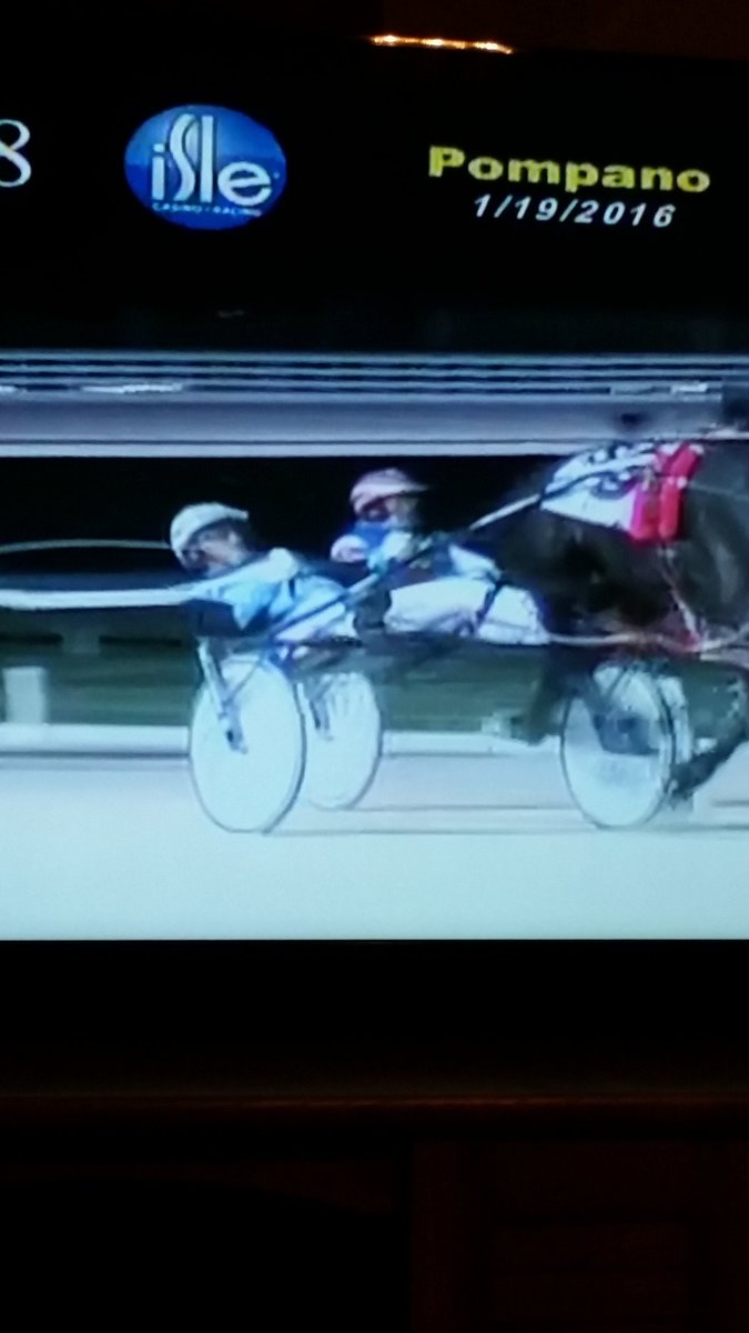 a_short87's tweet photo. @jcummingsjr  gettin low #showboater #hemakesitlookeasy https://t.co/o3d5qe4fiY