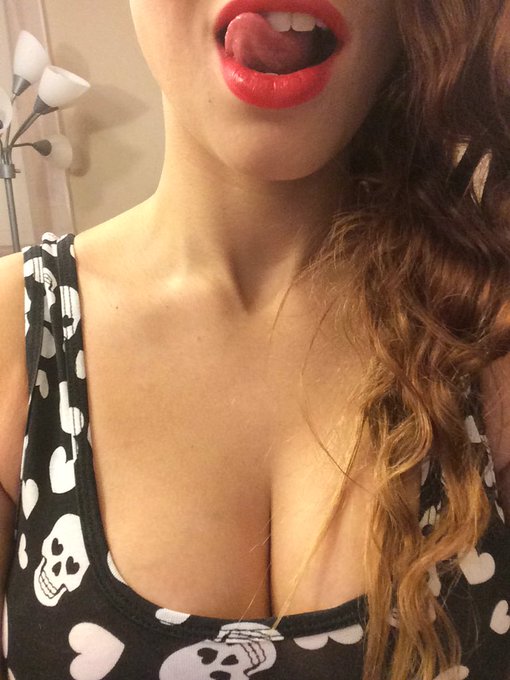 My clothes dont match...even more reason to take them off! 😼 https://t.co/9Pj6tvMLu8 https://t.co/tN<a href="/tag/manyvids"class="tags"><span>#manyvids</span></a><a href="/tag/asshumiliation"class="tags"><span>#asshumiliation</span></a><a href="/tag/mvsales"class="tags"><span>#mvsales</span></a>