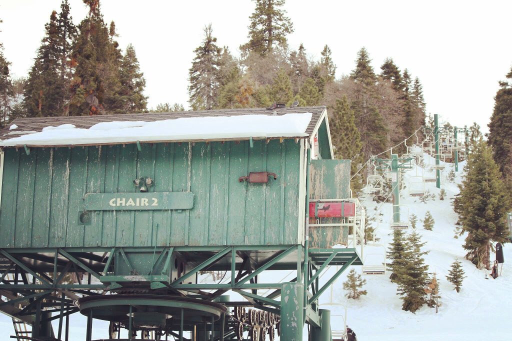 MalcolmBodon's tweet photo. Chair 2
#bigbear #chair2 #snowday #skilift #boardlife https://t.co/TfG4TdForK