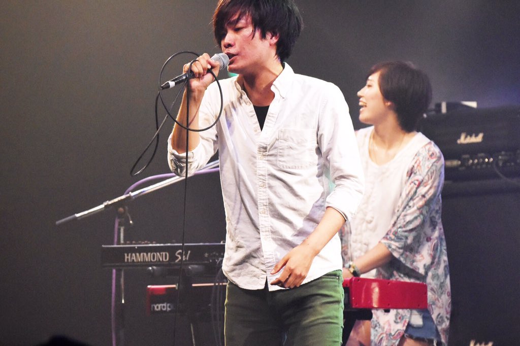 UNPARA_official's tweet photo. ワンマンライブ開催まで残り1ヶ月を切る！ミニアルバム発表！
2/11(木祝)新宿SUNFACE
『UNPARADIGMSHOW!! Vol.2』
開場 18:30／開演 19:00
前売り ¥2,000／当日 ¥2,500
#ライブ https://t.co/JmHbhYbv9Y