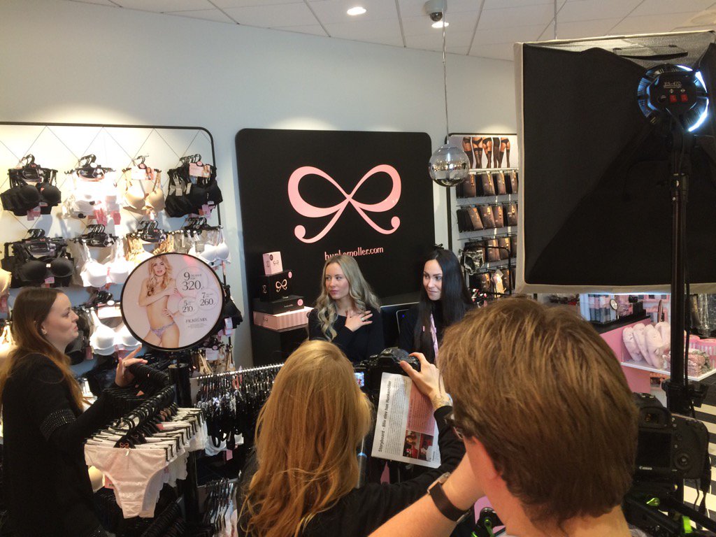 Kristian Nolan (@kristianjnolan) on Twitter photo HKM stars Ida and Naja at the Danish Trainee promotion video shoot. @jaakke_anne @SorenThomsenHKM <a href="/JolandevdMeer/">Jolande van der Meer</a> HKM stars Ida and Naja at the Danish Trainee promotion video shoot. @jaakke_anne @SorenThomsenHKM <a href="/JolandevdMeer/">Jolande van der Meer</a>