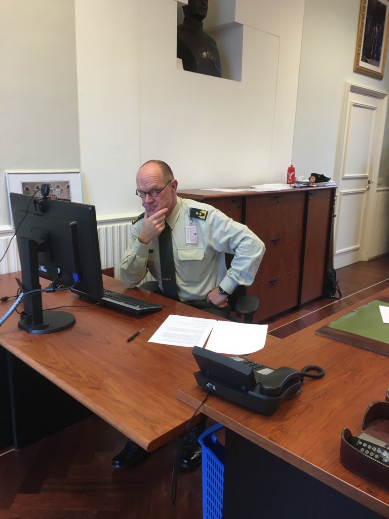 Kijk! Het past!! Vanaf morgen de nieuwe C-NLDA.