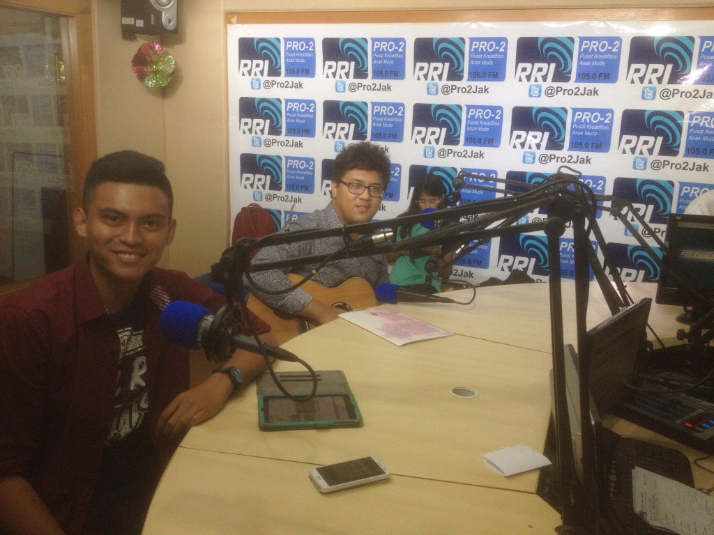 PRO2FMJKT tweet picture