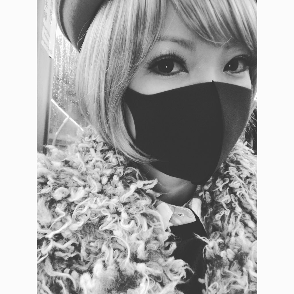 SingSingRabbit's tweet image. 2016年很多好消息，keep住道氣呀大家！
#singsing_rabbit #singsingrabbit #lucky2016