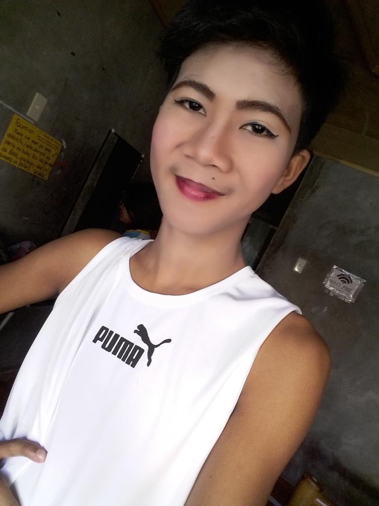 NitasticRonnel's tweet photo. BWEE?? https://t.co/4BWDVy8ROR
