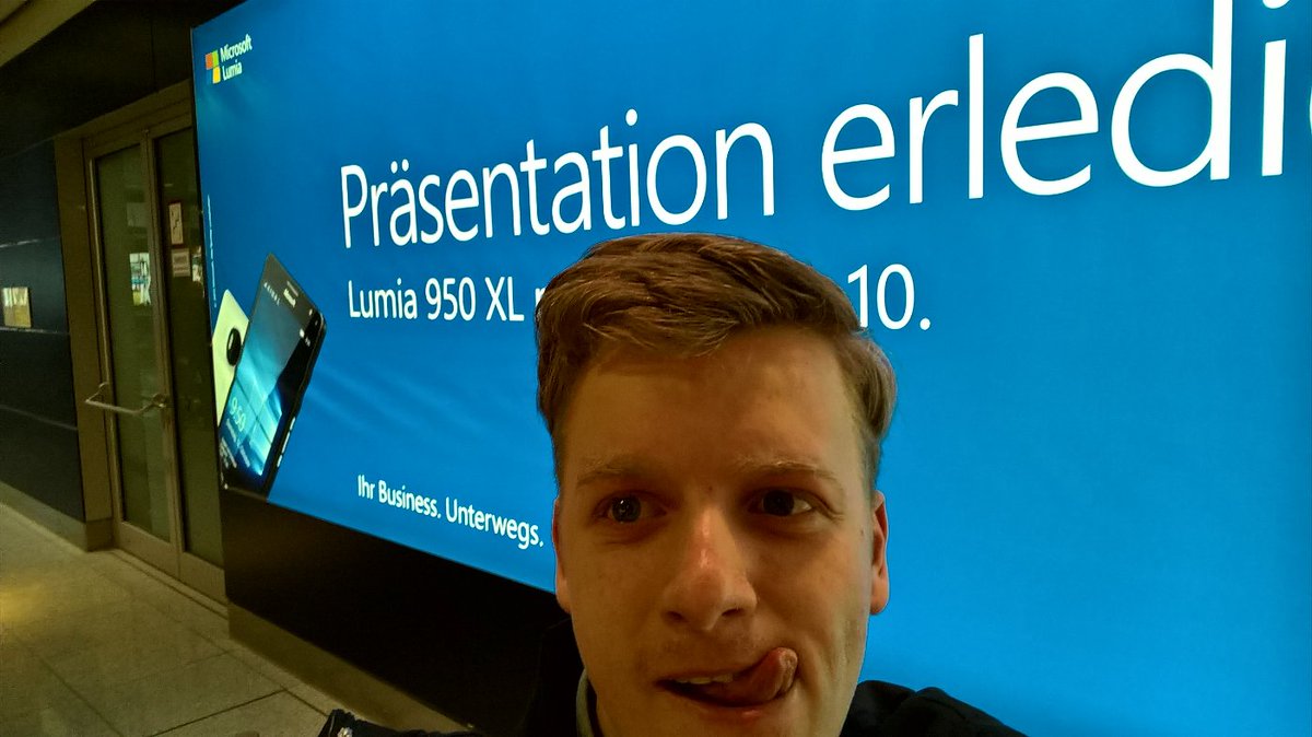 Mr_Lenke's tweet photo. Lass den Spaß beginnen! Mit #MicrosoftDE auf die #cebitpreview. Ab nach Hannover ;) https://t.co/ZASzwtpwUT