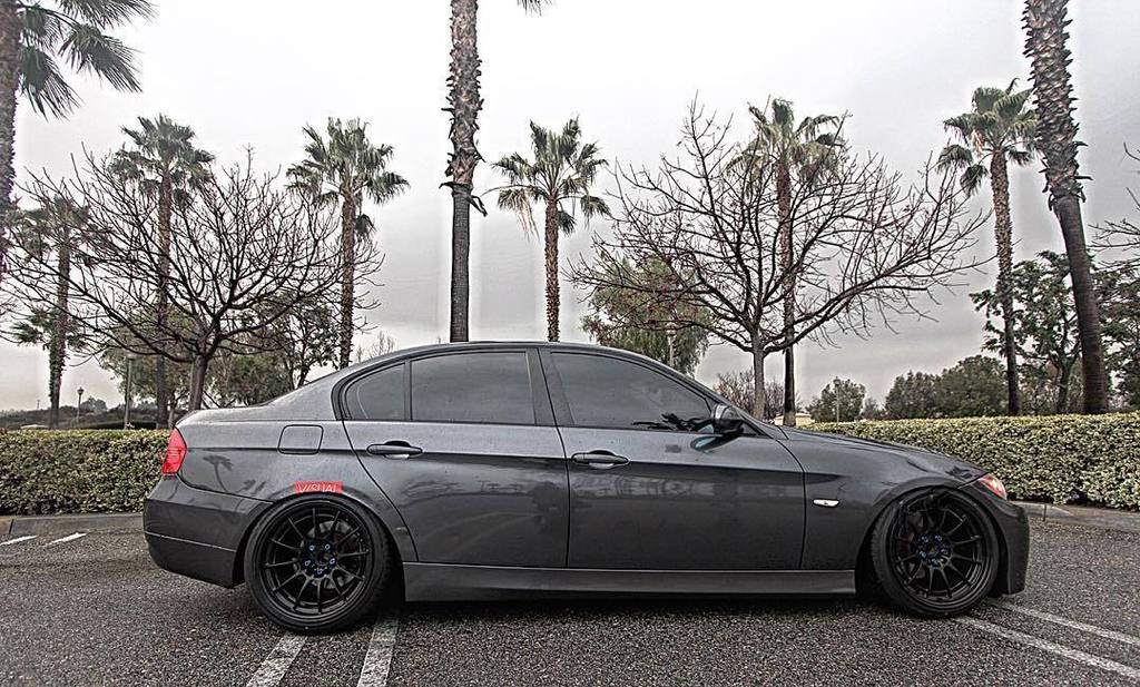 slammedbimmers's tweet photo. My stock car with 10.5 #nt03m 📵 #stancebmw #slammedbimmers #e90post #bmwgram #bmwnation #igbmw #bmwlowlife #visual … https://t.co/gHJWH4fqao