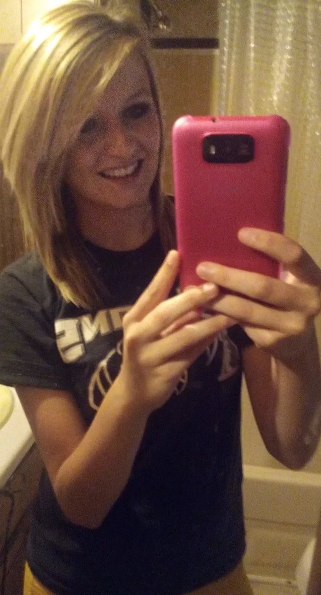 clawingg tweet picture