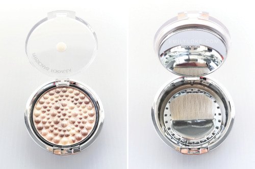 Bring your own luminous glow to your day with our Powder Palette Mineral Glow Pearls. bit.ly/1JUn7kk