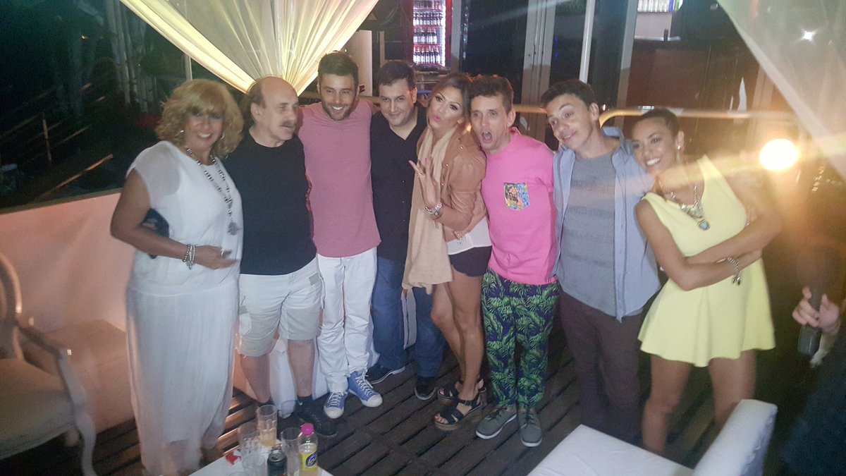 nicodiraimondo's tweet photo. Gracias @sushiflowercba x ser parte de un cocktail de lujo para el cumpleaños de @grgproducciones en @amarras_ok ! 🎂 https://t.co/Un8Veurjvt