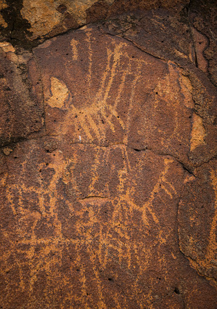 africapoint's tweet photo. These are some of the rock art you will find in loiyangalani, Turkana. #Kenya #bucketlist #TembeaKenya #adventure https://t.co/WElPvAe2cl