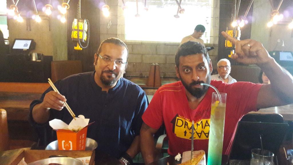 SocialOffline's tweet photo. Hello @rockyandmayur, fancy seeing you at #PalladiumSocial! #ChinaBox #LLIIT https://t.co/j31TDObGDX