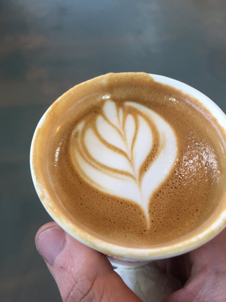 triurarturas's tweet photo. @BadgerAndDodo @BallyseedyGardn in fairness, ye do a mean take away flat white! Always worth pulling in https://t.co/2mfyoqKxPV
