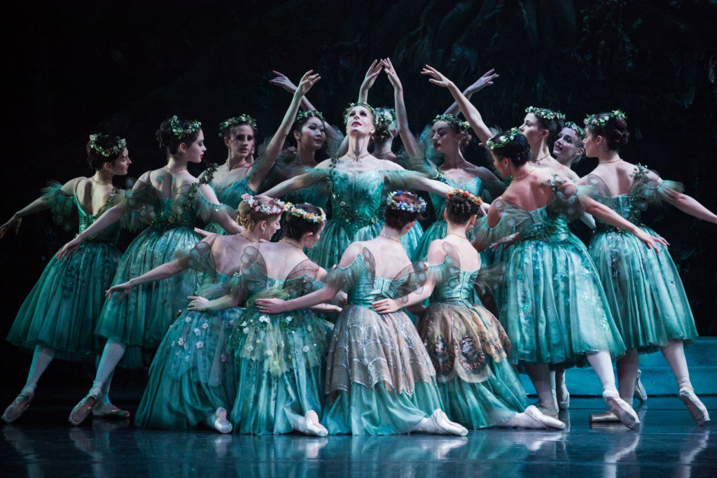Theballetblogger tweet media