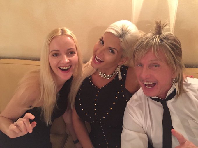 Meint ihr Sophia leidet sehr darunter ihre Liebsten nicht bei sich zu haben? 💖🎀💋 https://t.co/UMlWii<a href="/tag/olivers"class="tags"><span>#olivers</span></a>