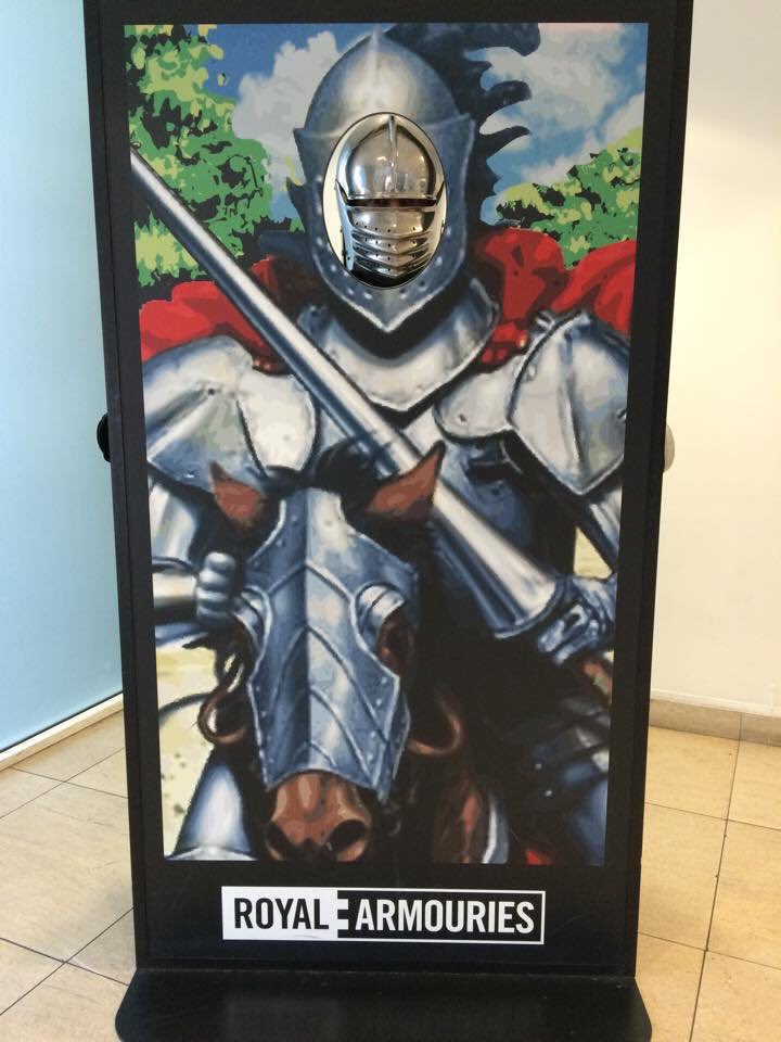 GrumpyKnigh1's tweet photo. Now I look like a real knight...#museumselfieday @Royal_Armouries https://t.co/YDdbpJN9lC