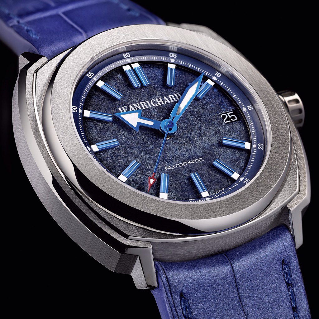 jrwatches's tweet photo. Blue is a hue that never goes out of style. #terrascope #EDM #philosophyoflife https://t.co/wPXDbH1xlk