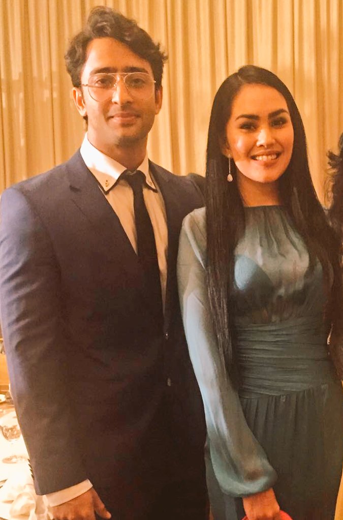 Shaheer_S's tweet photo. Happy birthday beautiful.. Wish you a lot of happiness. 😊😊😊 @KarthykaPutri https://t.co/Rk0VSi957x