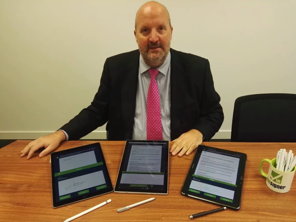 SterCostabella's tweet photo. @ViDSigner #FirmaBiométrica disponible en: #IpadPro #AppleEsp #Surface4Pro @MicrosoftES #NotePro @SamsungEspana https://t.co/umopuUy0Mw