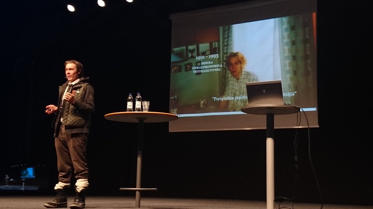 DuuniExpo's tweet photo. Myös Tuukka Temonen ollut tänään päälavalla! #DuuniExpo https://t.co/zFnY2BFevn