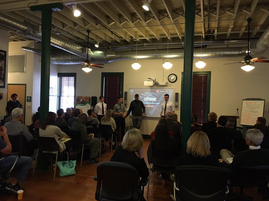 Moonport tweet media