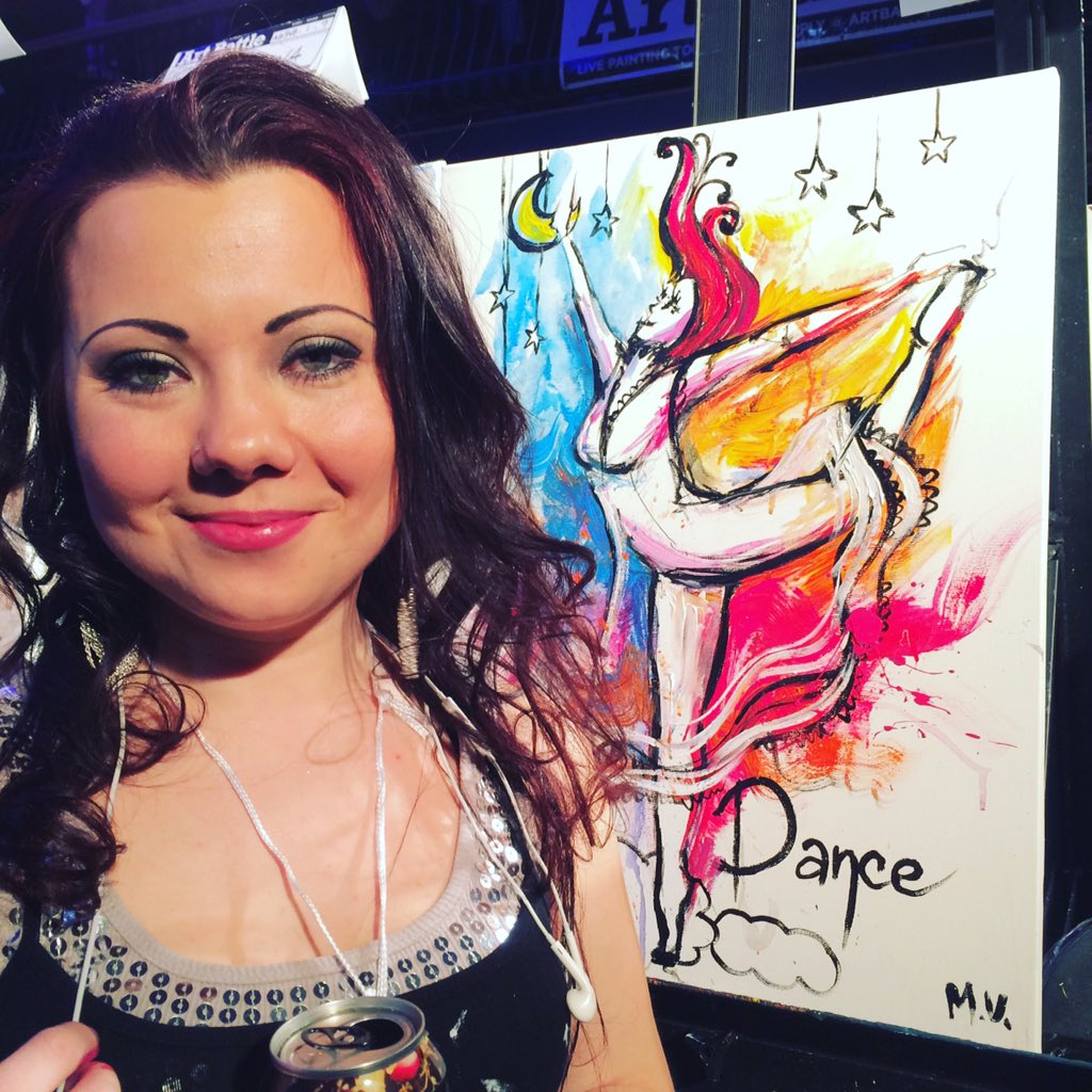 VeraMalitskaya's tweet photo. Last night at @artbattlecanada was SO MUCH FUN! Here are some pics of me and my beautiful little dancer💃🏻 #artbattle https://t.co/d245dLmbQd