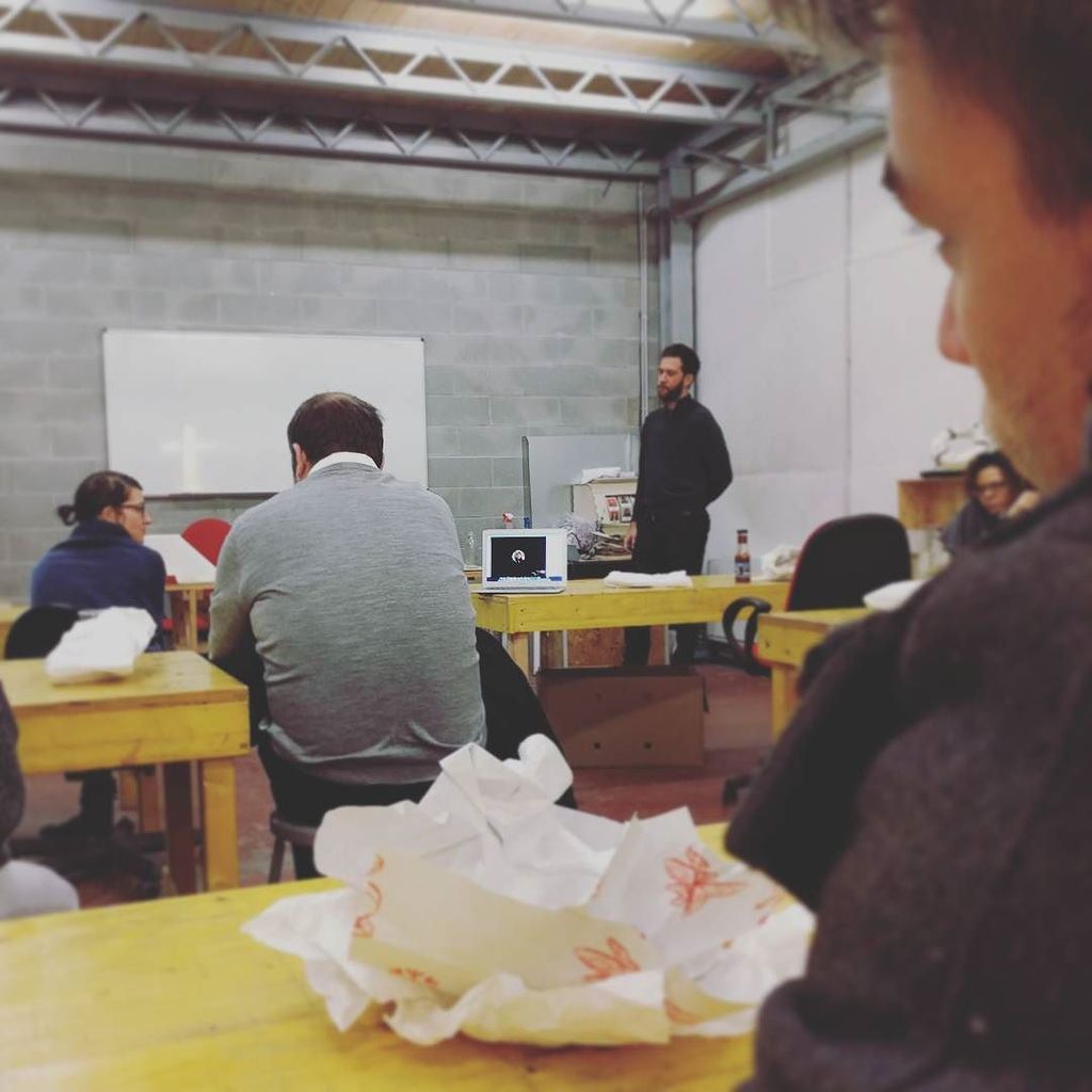 mttdlllbr's tweet image. #pranzosociale #casajasmina #officinearduino #arduino