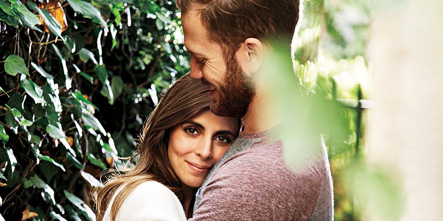 people's tweet image. EXCLUSIVE: Newlywed Jamie Lynn Sigler reveals she has been battling MS for 15 years peoplem.ag/rJheOl6
