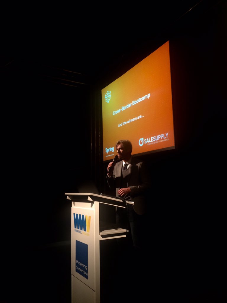 CB_Bootcamp's tweet photo. Spannend! Wie-o-wie? #wwvd16 #crossborderbootcamp @salesupplyNL https://t.co/NFY5MdFTWo