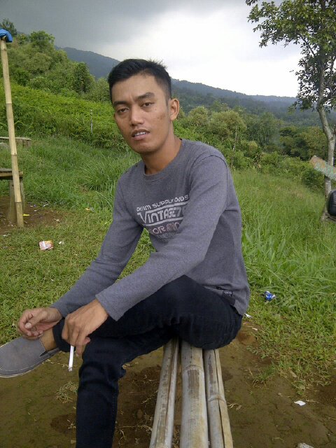 754Ikhsan's tweet photo. Hehe https://t.co/VNjyldffeT
