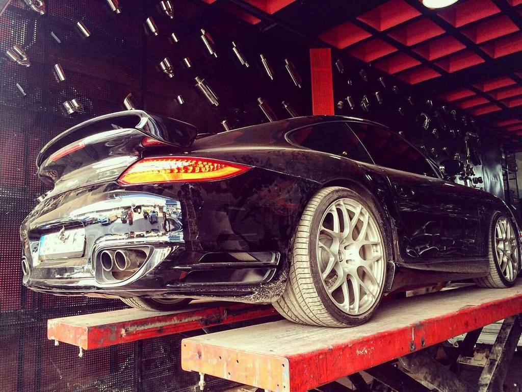 OnlyCarrera's tweet photo. Porsche 911 Turbo Çift Çıkış Uygulamamız 👍 #porsche #porsche911 #porsche911turbo #911turbo #911turbos #egzoz #egzos… https://t.co/2gz9xkg3dG