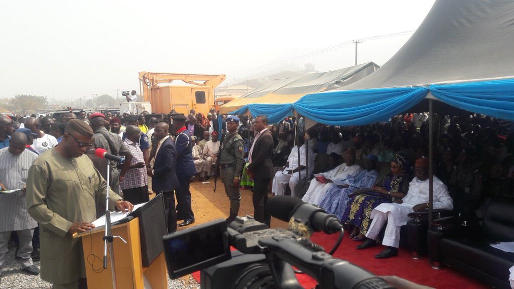 CaptWada's tweet photo. I want to thank Governor @Segunmimiko for coming to commission this great project. #Legacy https://t.co/kYuwYlhGPi