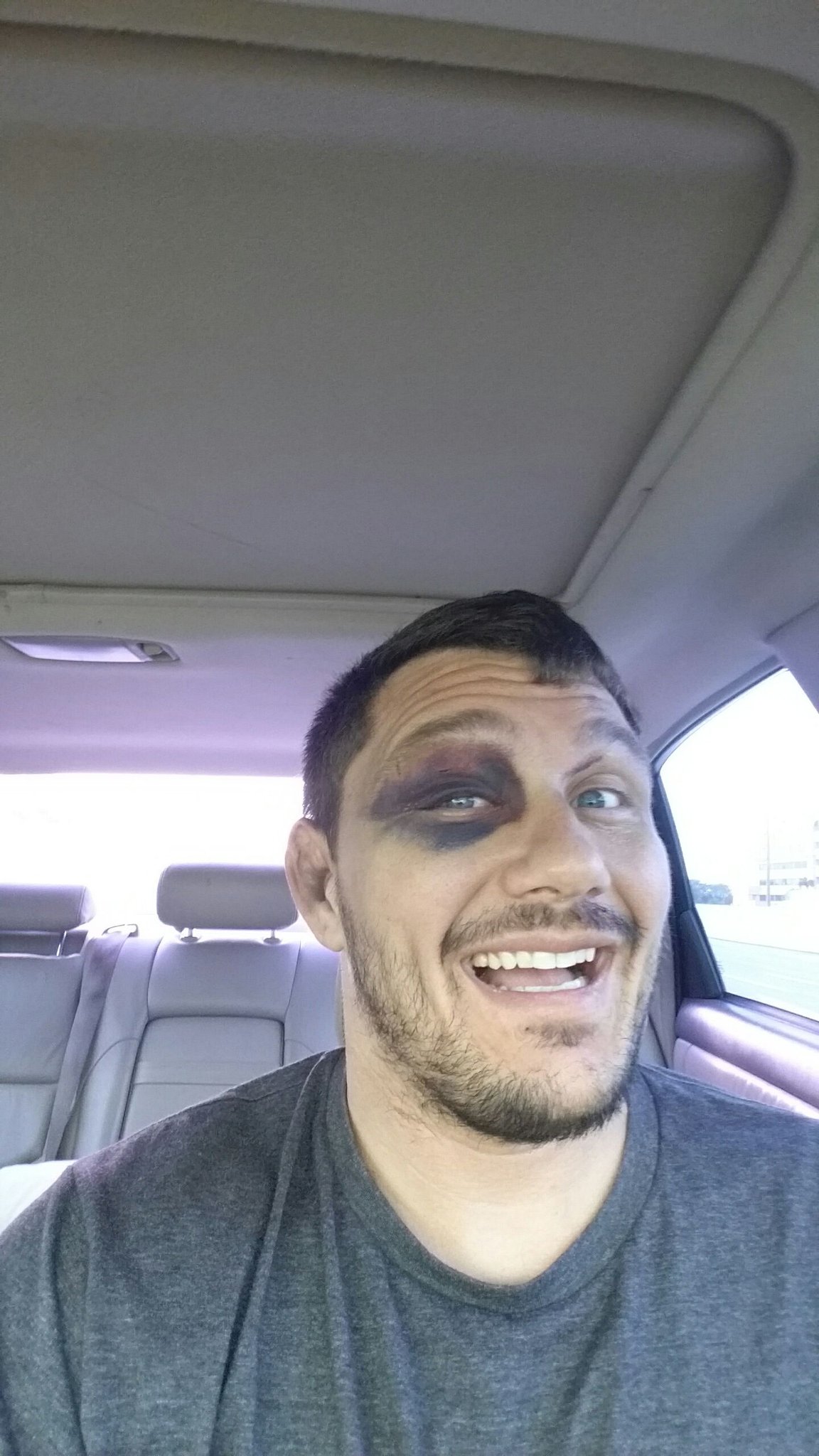 CZKvAkjUsAIJTzh.jpg:large