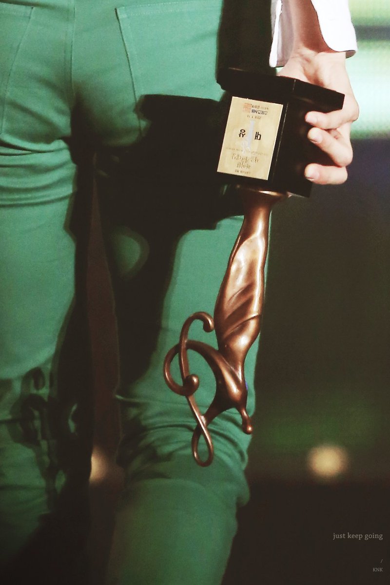 kai_n_kimjongin tweet picture