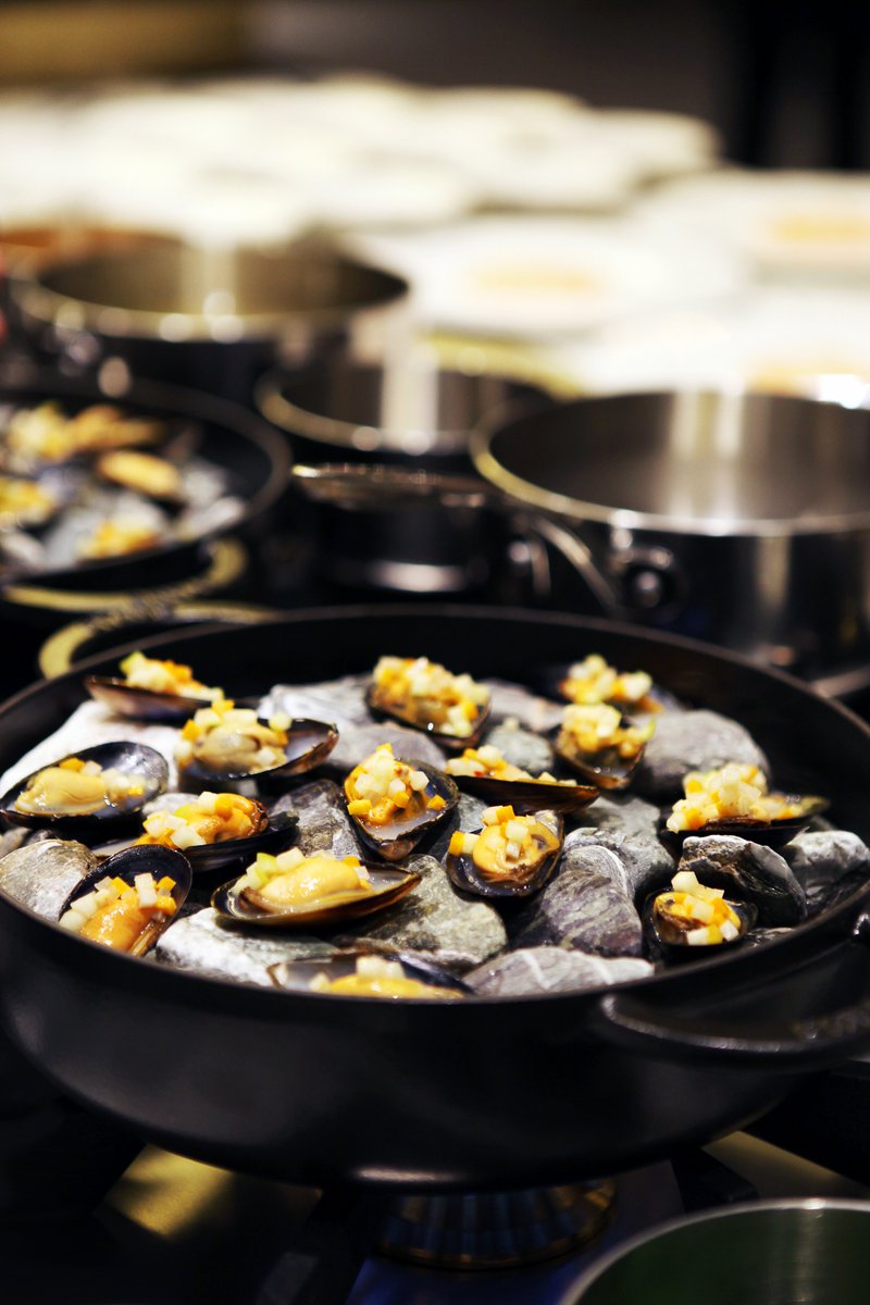 Mussels are in season - experience a new way of cooking with hot rocks bit.ly/1z7OEYv