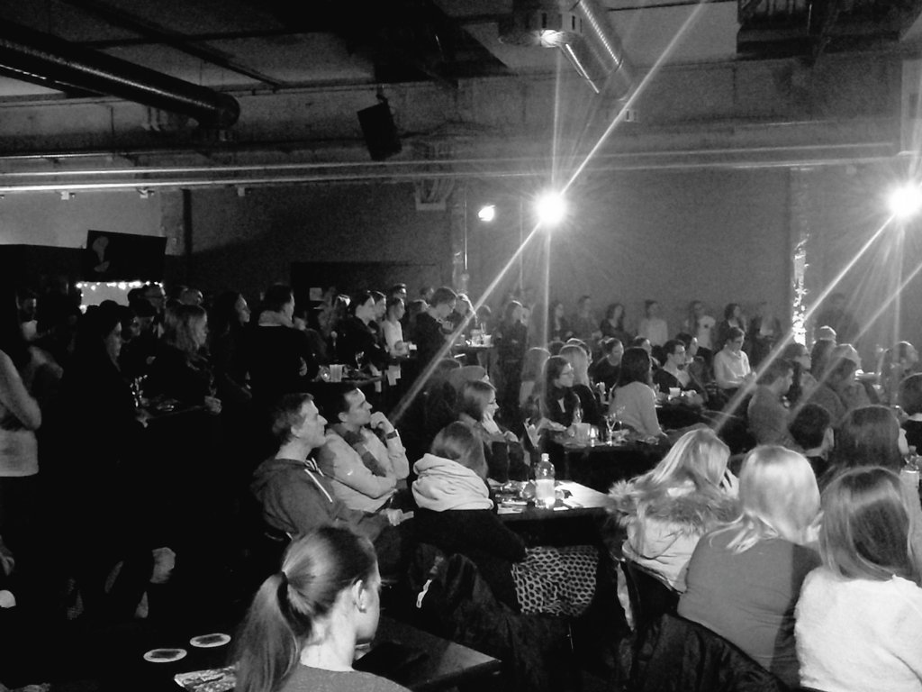 wir lauschen gespannt!