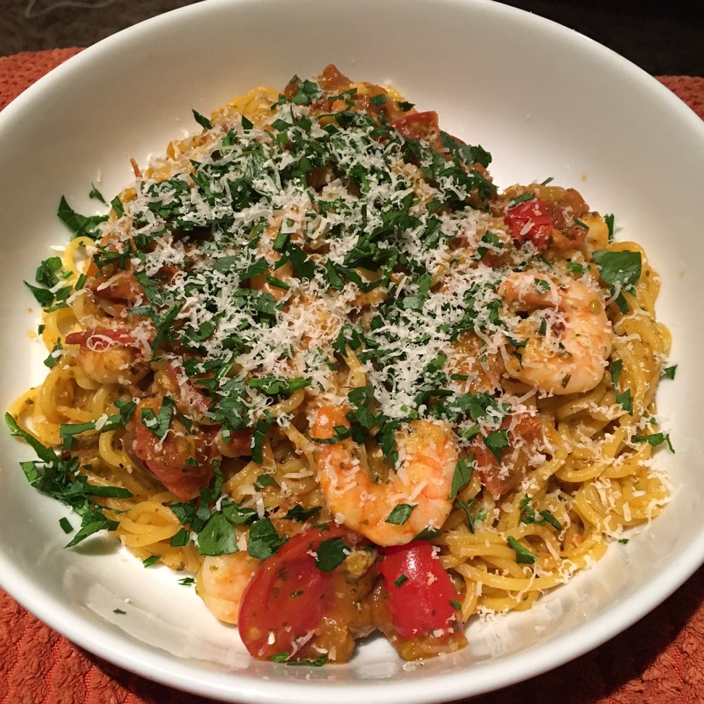 onedishcloser's tweet image. Delicious #prawn #spaghetti for dinner tonight 😋 #satiated