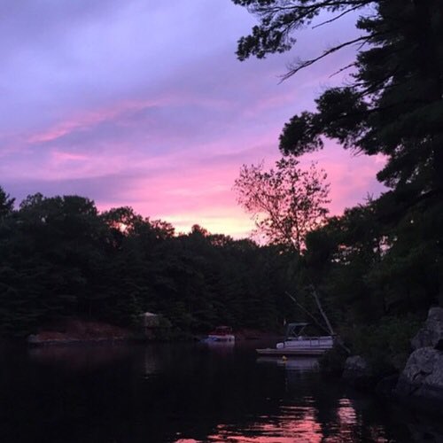 2017babes's tweet photo. watch more sunsets and sunrises https://t.co/AXNvbbBXXd