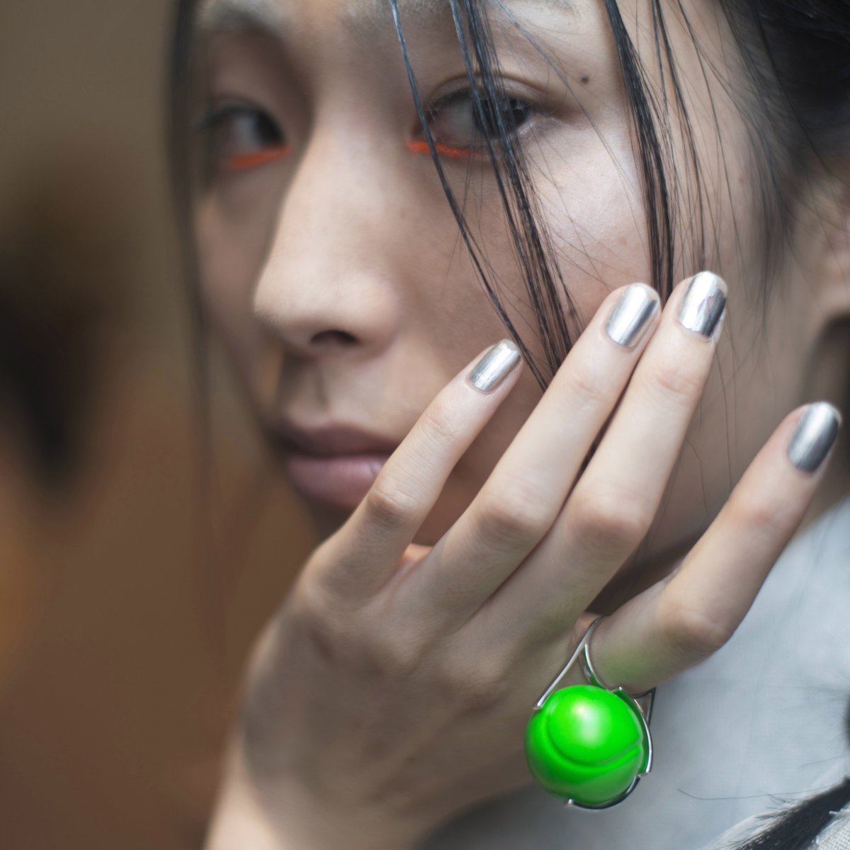 Details from <a href="/CJYao/">C.J. Yao</a>'s SS16 collection, shown with #FashionScout 
📷<a href="/odabeide/">Oda Bakkeli Eide</a> 
#Fashion #LFW #Style #LondonFashionWeek