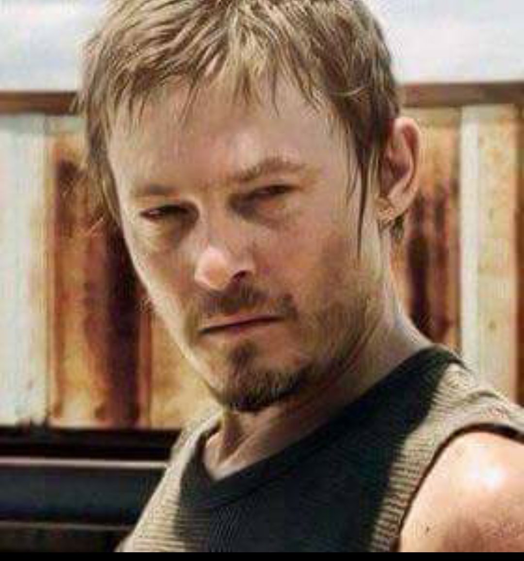 elvismama97's tweet photo. @GemmaTargaryen #DarylBomb https://t.co/5pcb1SK10F