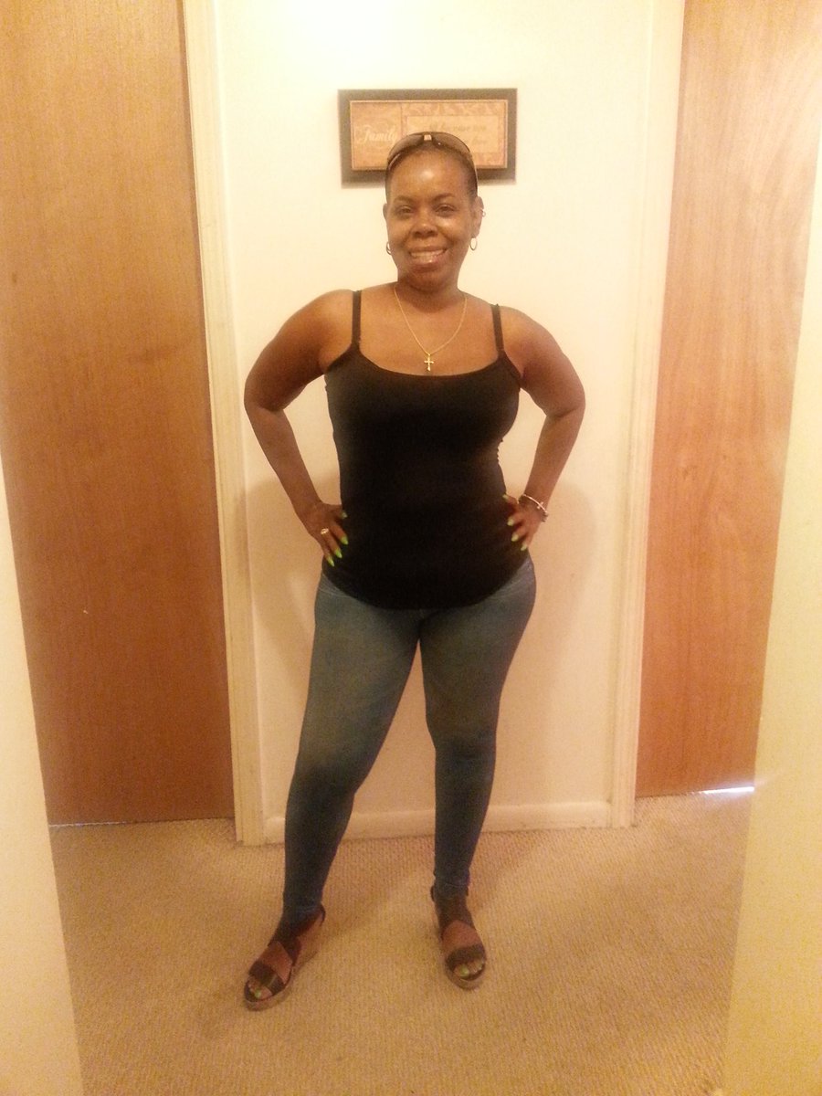 LivoniaW's tweet photo. Doing my Thang, being fine!!! https://t.co/1NwkHpYkwB