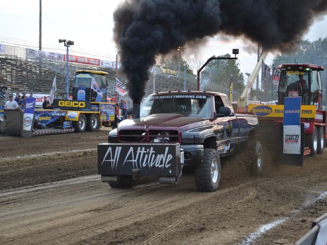 FASSFuel's tweet photo. Rob Wright's 1,300hp 1995 Dodge Ram 2500 #SledPuller https://t.co/jTJqerkHHa https://t.co/hIiZXGV1XV