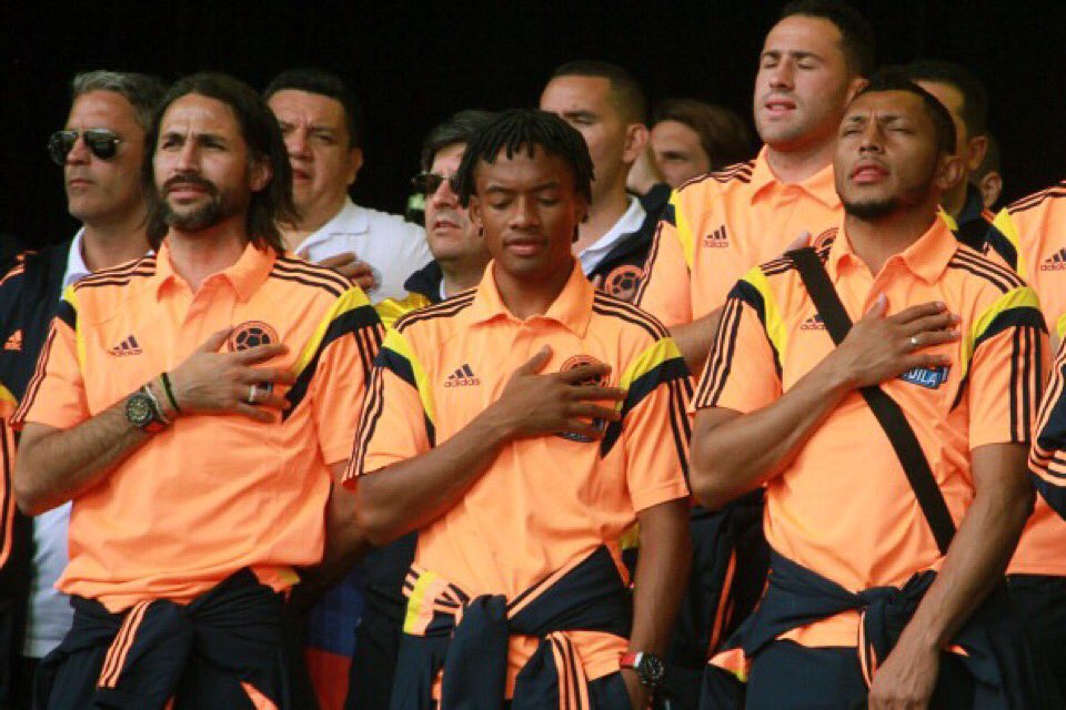 Cuadrado's tweet photo. Grande capitán 🙌🏾 gracias por todo bendiciones en tu nueva etapa como DT 🇨🇴 @MarioYepesCF https://t.co/WiGBqHcVFy