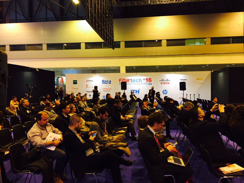 Lponcegimeno's tweet photo. Visitando #Fiturtech2016 con @ithotelero @cisco_spain @FibratelSL #emotionexperience #CiscoDigital #CiscoIoT https://t.co/hreuqeyKVY
