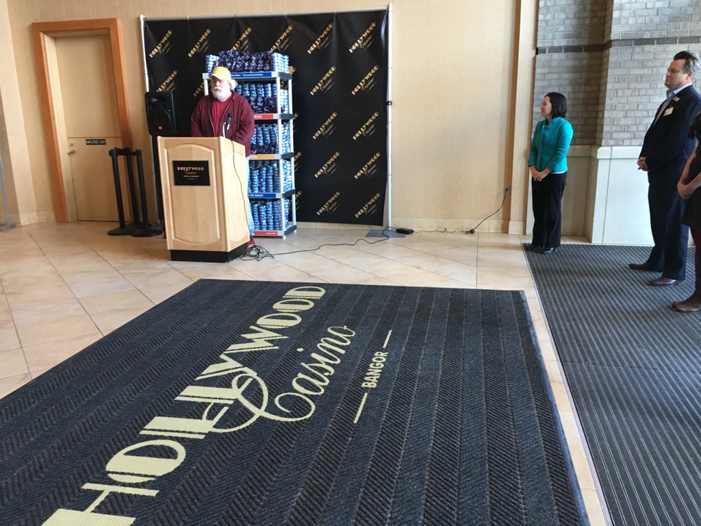 mainedan's tweet image. The @UnitedWayEM #PantryProject kicking off at @HollywoodBangor